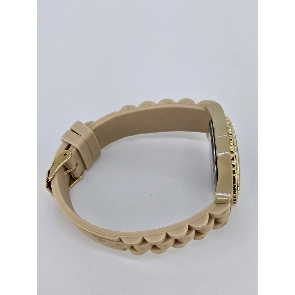 38MM‎ Easy Read Women's Watch Cream Dial Cream Plastic Bands NEW Battery
